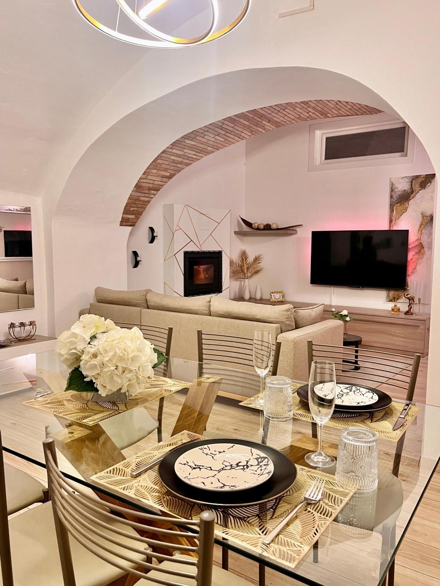 L'Arco Sul Lago • Gold Apartment Castro  Exteriör bild